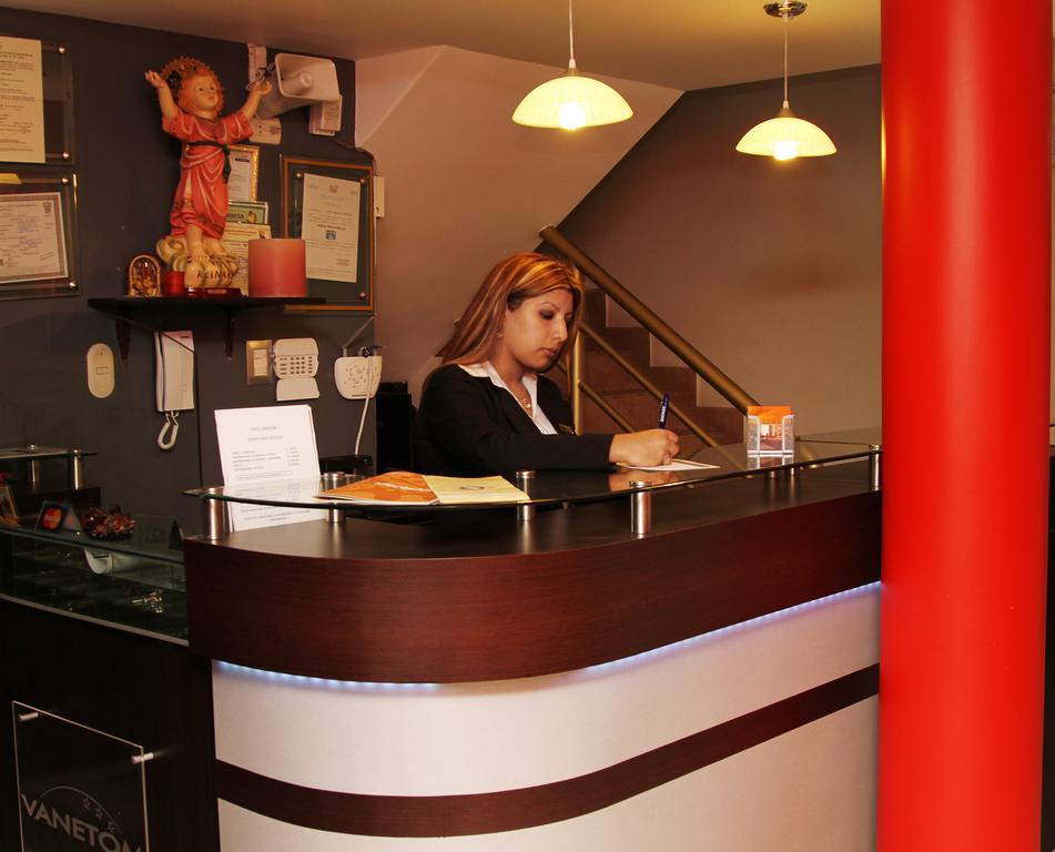 Hotel Vanetom Chiclayo Extérieur photo